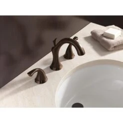 Delta Addison Venetian Bronze 2-handle Widespread WaterSense Bathroom Sink Faucet With Drain