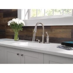 Lakeview Single-Handle Pull-Down Sprayer Kitchen Faucet With Soap Dispenser In Stainless -Hardware Store 4da271fdf69f18cf704a9aa17db9a06c 1800x1800