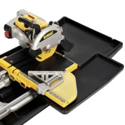 DEWALT 10 In. Wet Tile Saw -Hardware Store 586b6efa5ed28da10e482203de1ebdec 42942451 c951 4cb6 af57 e6080ea0fcbd 1800x1800