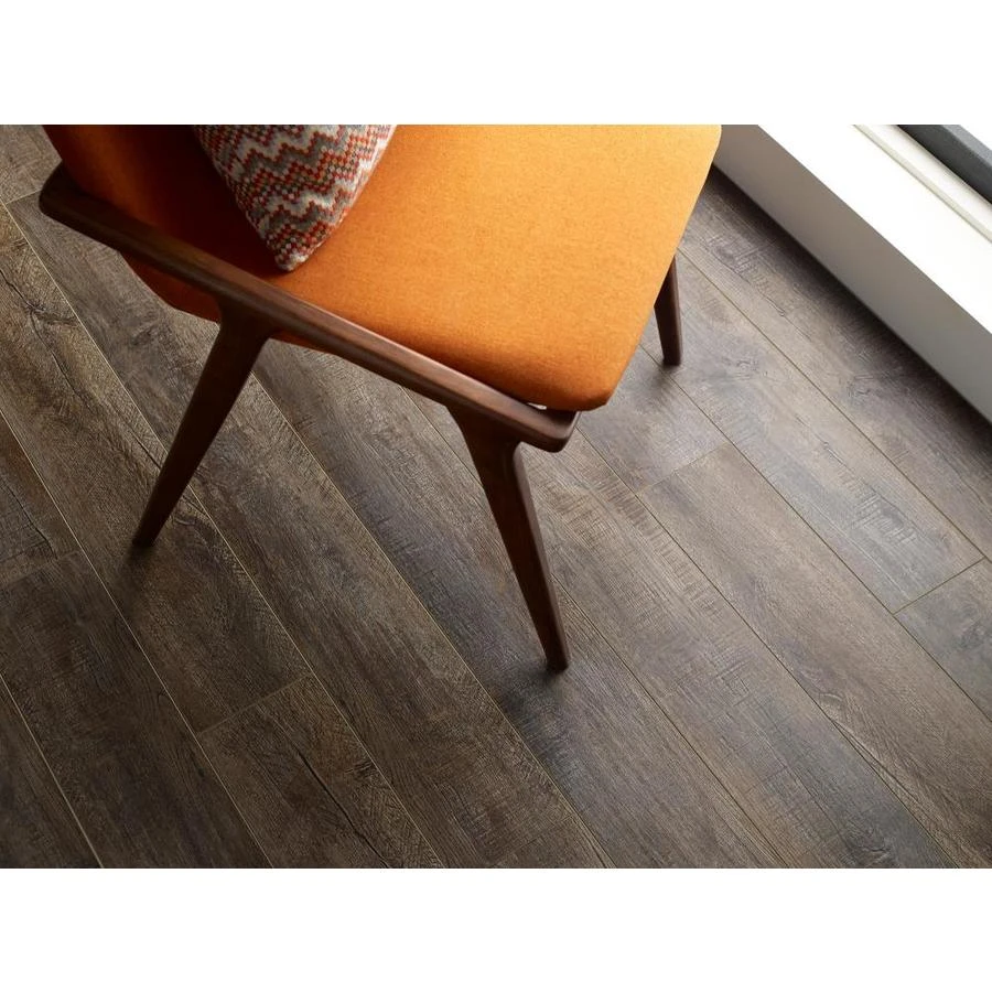 SMARTCORE Ultra 8-Piece 5.91-in X 48.03-in Savannah Oak Luxury Vinyl Plank Flooring 6 SMARTCORE Ultra 8-Piece 5.91-in X 48.03-in Savannah Oak Luxury Vinyl Plank Flooring - Image 6